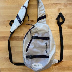 Patagonia Atom Sling 8L